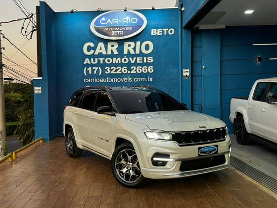 JEEP COMMANDER 1.3 T270 TURBO FLEX OVERLAND AT6 JEEP COMMANDER 1.3 T270 TURBO FLEX OVERLAND AT6